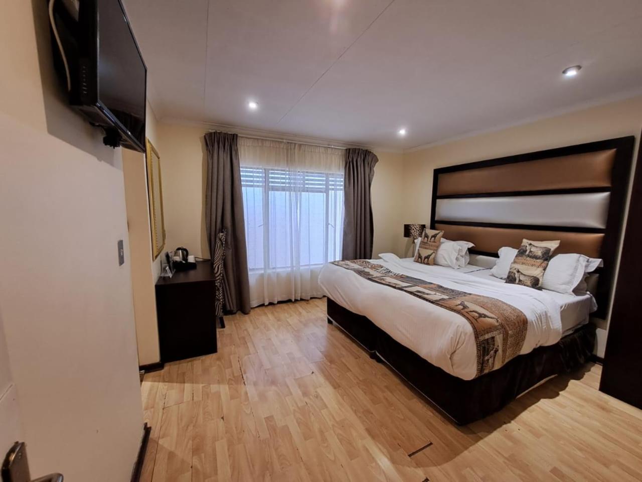 Ecotel Premier Lodge & Conference Centre Benoni Ngoại thất bức ảnh